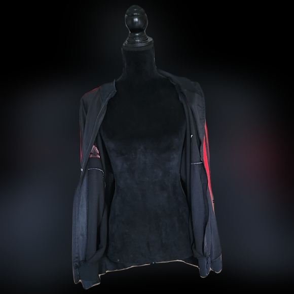 #MC4 Adidas Athletic Wear - Picture 12 of 14